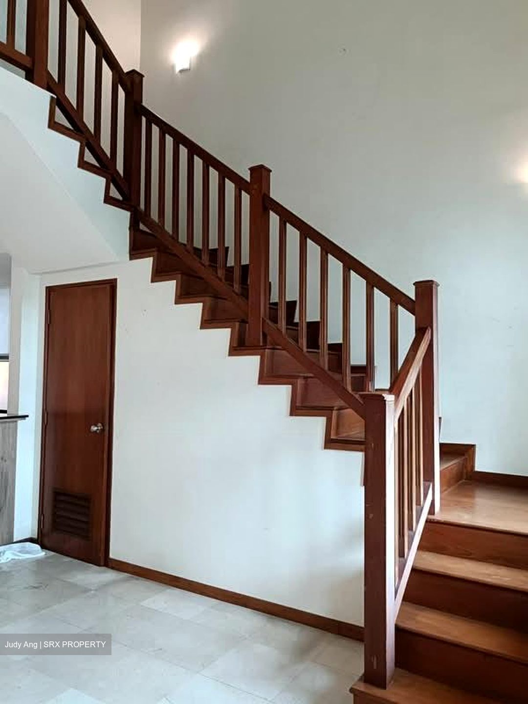 Holland Road (D10), Condominium #559743381